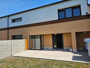 Pronájem bytu 1+kk, Chlumec nad Cidlinou, 35 m2