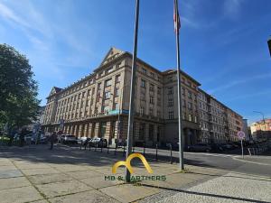 Pronájem bytu 2+kk, Praha - Dejvice, Buzulucká, 51 m2