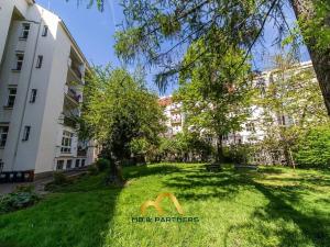 Pronájem bytu 2+kk, Praha - Dejvice, Buzulucká, 51 m2