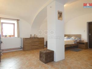 Prodej zemědělské usedlosti, Šebířov - Skrýšov, 150 m2