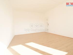 Pronájem bytu 2+1, Kynšperk nad Ohří, náměstí SNP, 54 m2