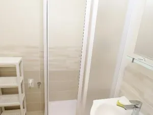 Pronájem bytu 2+1, Praha - Hloubětín, Poděbradská, 55 m2