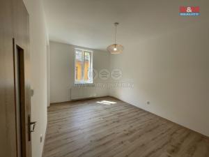 Pronájem bytu 3+1, Nové Strašecí, Nádražní, 70 m2