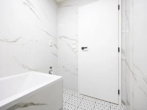 Prodej bytu 3+kk, Praha - Kobylisy, Frýdlantská, 70 m2