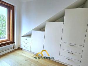Pronájem bytu 2+kk, Praha - Smíchov, Na Konvářce, 55 m2