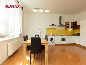 Pronájem bytu 3+kk, Praha - Vršovice, 28. pluku, 84 m2