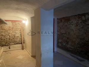 Prodej obchodního prostoru, České Budějovice, Žižkova tř., 90 m2