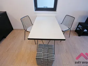 Pronájem bytu 1+kk, Praha - Karlín, U Mlýnského kanálu, 36 m2