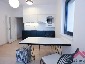 Pronájem bytu 1+kk, Praha - Karlín, U Mlýnského kanálu, 36 m2