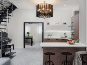 Pronájem bytu, Praha - Smíchov, Holečkova, 170 m2