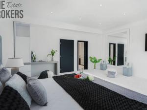 Pronájem bytu, Praha - Smíchov, Holečkova, 170 m2