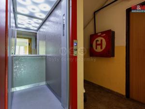 Prodej bytu 1+1, Rotava, Sídliště, 38 m2