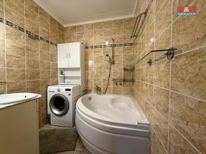 Prodej bytu 2+1, Klášterec nad Ohří, Dukelská, 60 m2