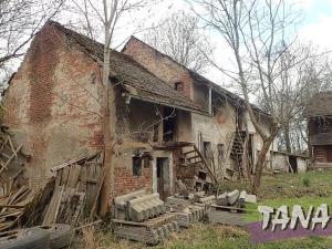 Prodej zemědělské usedlosti, Kobyly, 550 m2