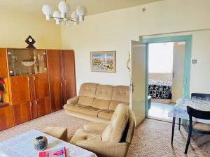 Prodej rodinného domu, Kamenné Žehrovice, 180 m2