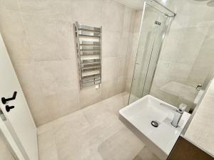 Pronájem bytu 2+kk, Praha - Stodůlky, Hábova, 54 m2