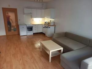 Pronájem bytu 1+kk, Praha - Zličín, Sazovická, 40 m2