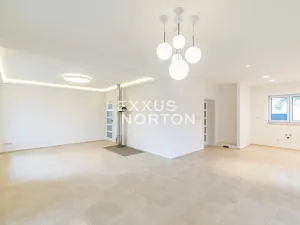 Prodej rodinného domu, Mukařov, U Požáru, 220 m2
