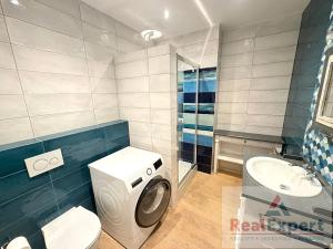 Prodej bytu 4+kk, Praha - Smíchov, U Pernikářky, 174 m2