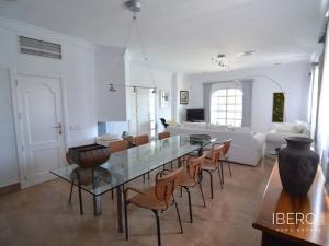 Prodej rodinného domu, Torrevieja, Španělsko, 520 m2