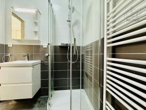 Pronájem bytu 2+kk, Praha - Smíchov, Ke Koulce, 51 m2