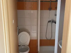 Pronájem bytu 2+kk, Teplice, Zemská, 37 m2