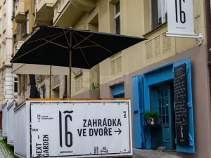 Pronájem restaurace, Praha - Holešovice, Kostelní, 89 m2