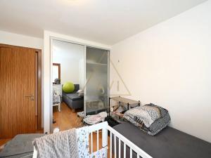 Pronájem bytu 4+kk, Jesenice, V Lázních, 98 m2