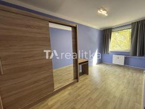 Pronájem bytu 2+1, Orlová, Karla Dvořáčka, 44 m2