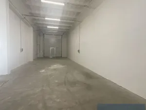 Pronájem skladu, Brno, Kaštanová, 200 m2