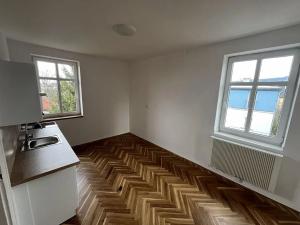 Pronájem bytu 2+1, Liberec, Raisova, 46 m2