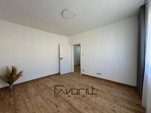 Prodej bytu 2+1, Ostrava, Zednická, 56 m2