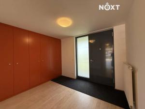 Pronájem bytu 3+kk, Praha - Vysočany, Podnádražní, 102 m2