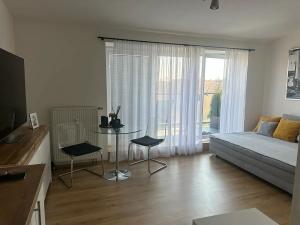 Prodej bytu 1+kk, Jesenice, Sluneční, 35 m2