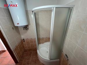 Pronájem bytu 2+kk, Černošice, Vrážská, 58 m2
