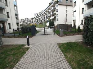 Pronájem bytu 1+kk, Praha - Hloubětín, Saarinenova, 32 m2