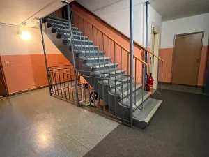 Pronájem bytu 2+1, Praha - Kobylisy, Jelínkova, 50 m2