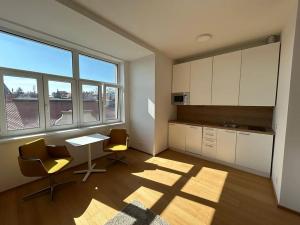 Prodej bytu 1+kk, Kutná Hora, Pod Valy, 38 m2