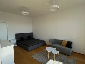 Prodej bytu 1+kk, Kutná Hora, Pod Valy, 38 m2