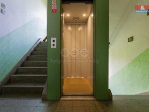 Prodej bytu 2+1, Krnov - Pod Cvilínem, SPC H, 51 m2