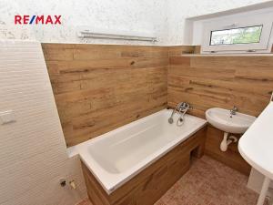 Pronájem bytu 3+1, Praha - Čakovice, Otavská, 77 m2