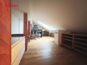 Prodej bytu 2+1, Praha - Zbraslav, Jaromíra Vejvody, 62 m2