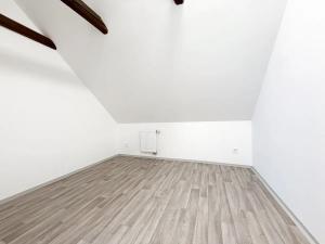 Pronájem bytu 2+kk, Praha - Horní Počernice, Běluňská, 40 m2