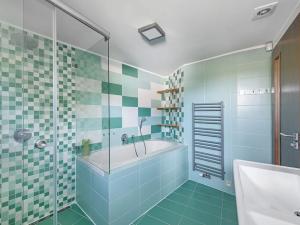 Pronájem rodinného domu, Praha - Čimice, Libčická, 259 m2