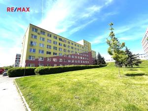 Pronájem bytu 2+kk, Praha - Černý Most, Bryksova, 39 m2