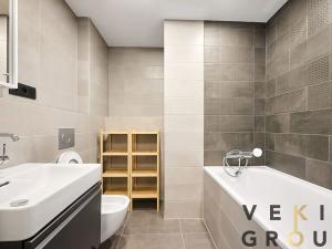 Pronájem bytu 2+kk, Praha - Vysočany, Střídavá, 55 m2