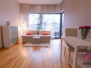 Pronájem bytu 2+kk, Praha - Holešovice, Jankovcova, 54 m2