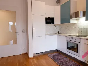 Pronájem bytu 2+kk, Praha - Holešovice, Jankovcova, 54 m2