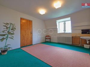 Prodej obchodního prostoru, Domašov nad Bystřicí, Nádražní, 650 m2