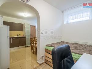 Prodej obchodního prostoru, Zlín - Štípa, U Pekárny, 174 m2